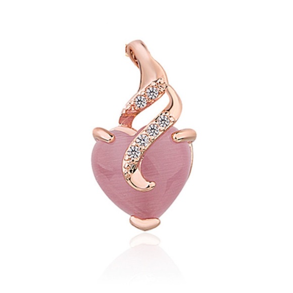 Heart Pendant Rose Quartz Necklace - Picture 5 of 6